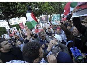 Tunus’ta halk Suudi Veliaht Prens’in ziyaretini protesto etti