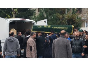 Oku yolundaki kazada ölen 2 öğrenci toprağa verildi