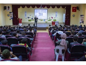 Diyarbakırlı öğrenciler suç örgütlerine karşı uyarılıyor