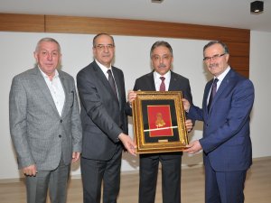 Vali Toprak, KSO Meclisi’ne konuk oldu