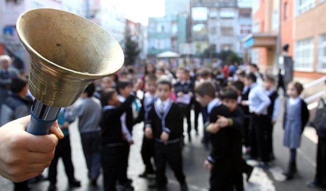 Okullar CEO modeliyle yönetilecek!