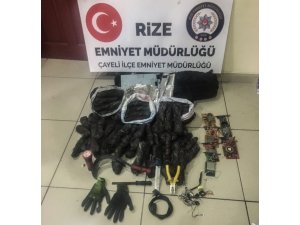 Rize’nin Çayeli ilçesinde hırsızlık yapan 3 yabancı uyruklu kişi yakalandı