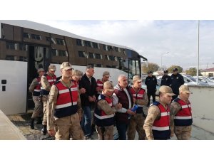 Erzincan’da PKK/KCK davasında 3’ü tutuklu 17 sanık hâkim karşısına çıktı