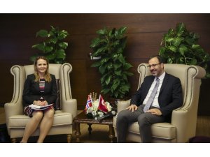 Bakan Kasapoğlu Norveçli bakanla bir araya geldi