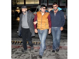 Konya’da alacağını silah zoruyla istediği iddia edilen iki kardeş yakalandı