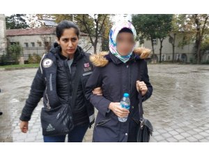 FETÖ’den aranan kadın pastanede yakalandı, mahkemece tutuklandı
