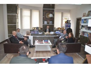 Rektör Karamustafa'dan Başkan Gülcüoğlu'na ziyaret