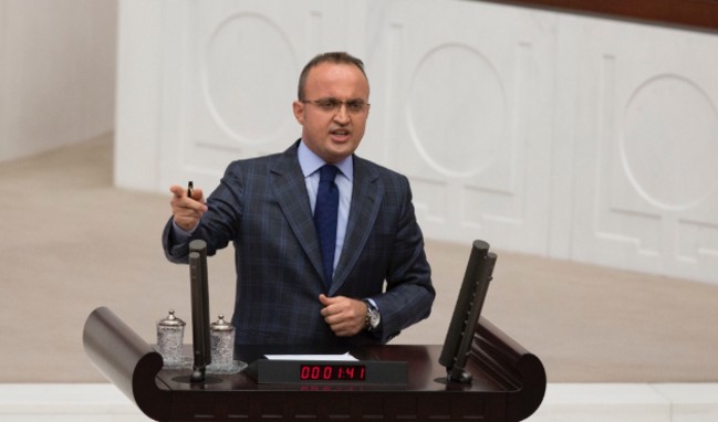 Bülent Turan: Burası Kandil değil, dinleyeceksiniz!