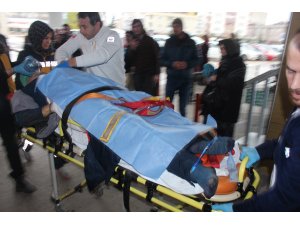 Bursa'da mobilya fabrikasında konteyner devrildi: 2 ölü, 1 yaralı
