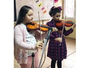 Minik öğrenciler, müzik şöleni sundu