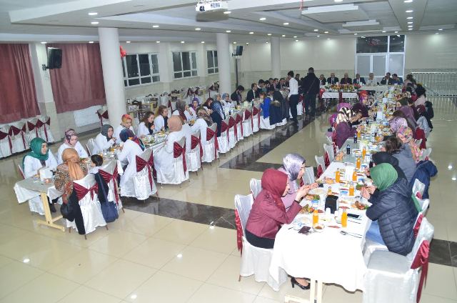 Elmas Koleji 24 Kasım Öğretmenler Gününü Kutladı