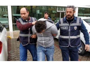 Akrabasına film senaryosu gibi gasp tuzağı kurdu