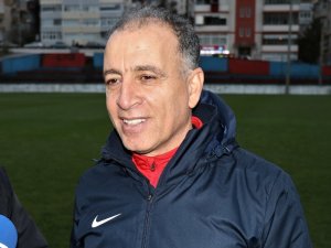 Taner Öcal: “Hedefimiz iyi futbol iyi sonuç”