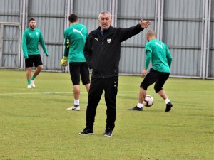 Samet Aybaba: "2-3 oyuncu bakıyoruz"