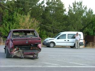 Kulu ve Beyşehir’de trafik kazaları: 3 yaralı