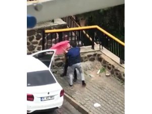 İzmir’de bir kadının şiddet gördüğü korkunç anlar kamerada
