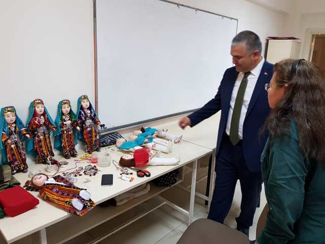 Karahan Halk Eğitim merkezini ziyaret etti