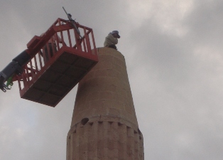 Camiilerde deprem hasarları gideriliyor