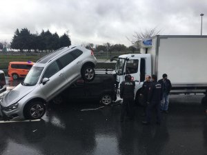 GÜNCELLEME - TEM’de zincirleme trafik kazası