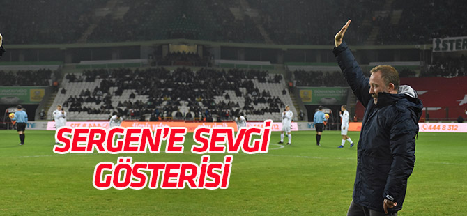 Sergen Yalçın'a sevgi gösterisi