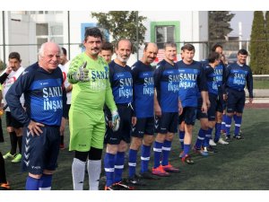 67 yaşında gençlere taş çıkartıyor