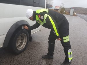 Yozgat’ta kış lastiği denetimleri başladı