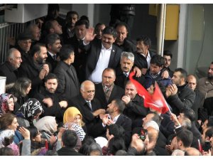 AK Parti adayı Yunus Baydar’a coşkulu karşılama