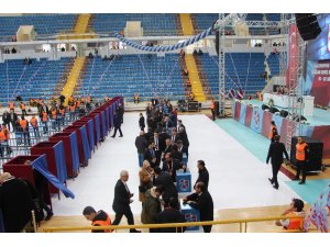 Trabzonspor Genel Kurulu’nda oy verme işlemi başladı