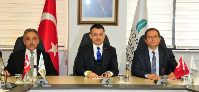 Pakdemirli’den Borsa’ya övgü