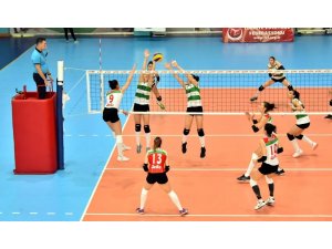 Salihli’nin sultanları evinde kaybetti:1-3