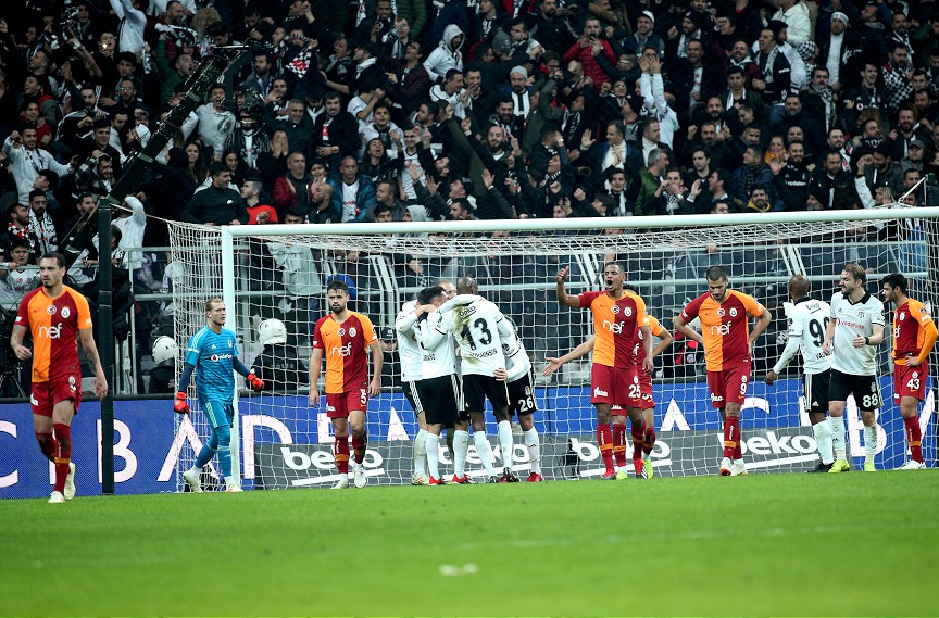 Galatasaray, bu sezonki derbilerde 3 puan alamadı