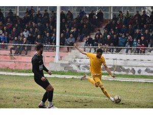 Aliağaspor sahasında golsüz berabere kaldı