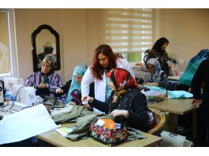 Engelini aştı giyim öğretmeni oldu