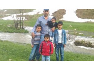 Kayalıklardan düşerek hayatını kaybetti
