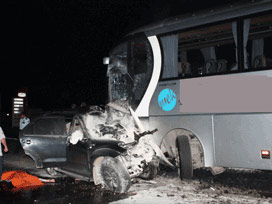 Erzincan'da feci kaza!