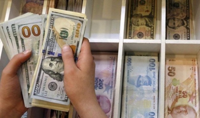Dolar ve euro bu sabaha kaç liradan başladı?