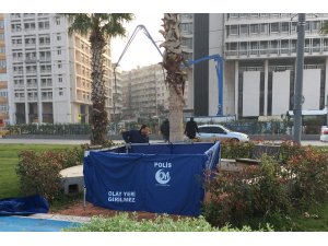 İzmir’de denizden 18 yaşındaki gencin cesedi çıktı