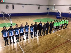 Çivril’de ‘Geleneksel Voleybol Turnuvası’ başladı