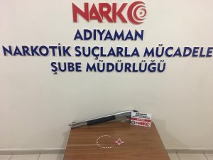 Narkotik polislerinden uyuşturucu operasyonu