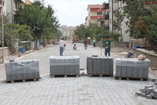 Beyşehir'de yol yapım çalışmaları devam ediyor