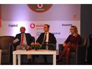 Endüstri 4.0 Zirvesi’nde yeni iş yapma modelleri ve üretim metotları konuşuldu