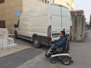 Adliyeye girişine engel oldular