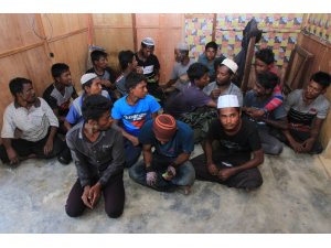 BM raportöründen Myanmar'da Arakanlılara yönelik ''savaş suçlarının'' UCM'ye sevk edilmesi çağrısı