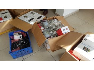 Başkent’te kaçak bilgisayar satan iş yerine operasyon