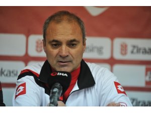 Erkan Sözeri: “Oynamayan oyuncularımızı görmek adına güzel bir organizasyon”