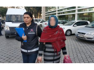 ByLock kullandığı tespit edilen kadın savcıya teslim oldu
