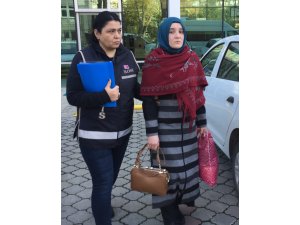 Samsun'da aranan FETÖ/PDY şüphelisi kadın teslim oldu