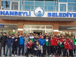 Cihanbeyli Belediyesi takımlarının yanında
