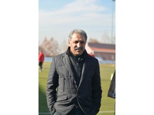 Erol Bedir: "Teknik direktörümüz yarın geliyor"