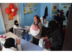 Sağlık Bakanlığı Afrin'in Racu beldesinde sağlık merkezi açtı